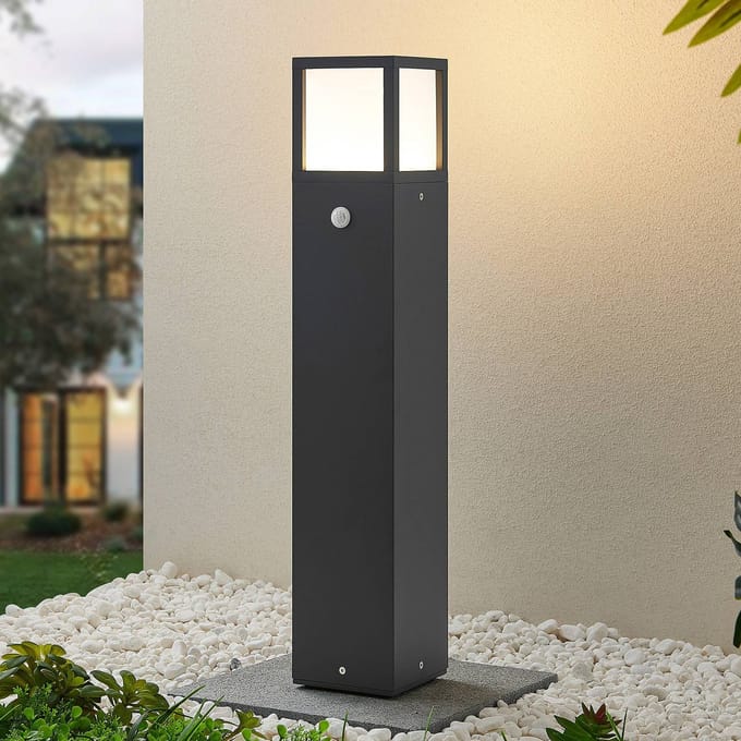 Lucande LED tuinpadverlichting Dewari, bewegingsmelder, 65 cm, IP54
