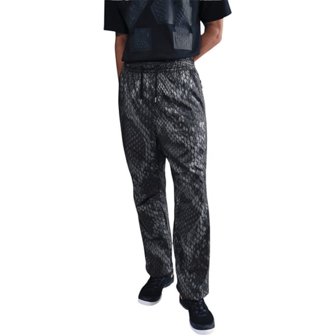 Nike Woven Broek Zwart K010
