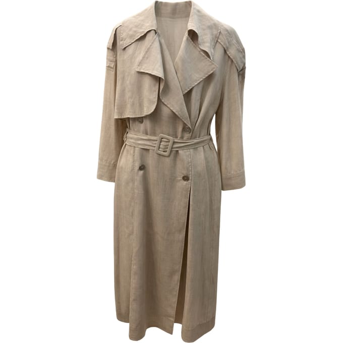 Trench Woman Simona Corsellini