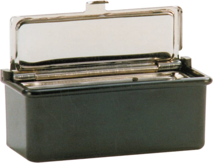 Carpoint Auto-asbak met Deksel 9x5cm - Zwart/chroom