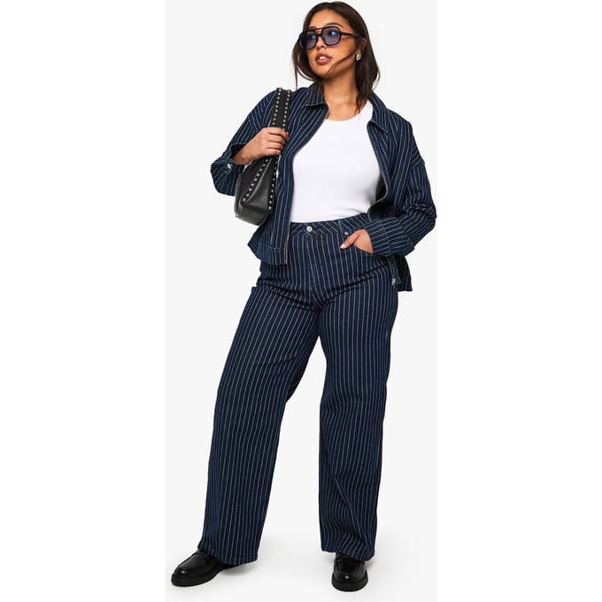 boohoo Dames Plus gestreepte jeans met wijde pijpen | Indigo | Maat: 46