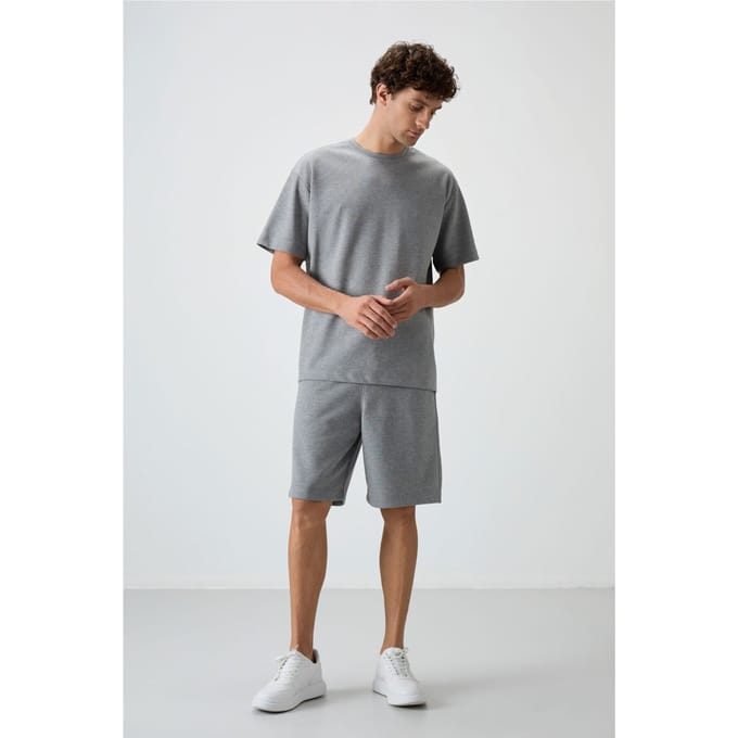 Overmaat T-Shirt en Shorts Set