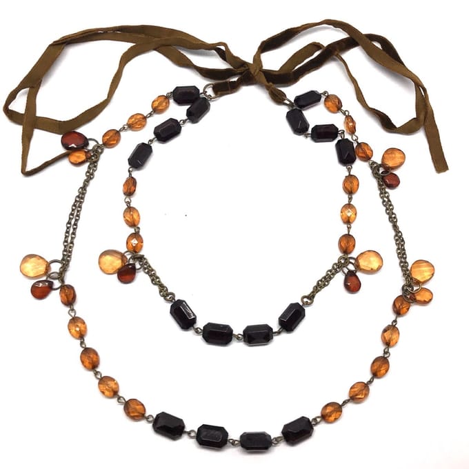 Behave - Ketting dames bruin goudkleur - Kralen met strik - 140 cm