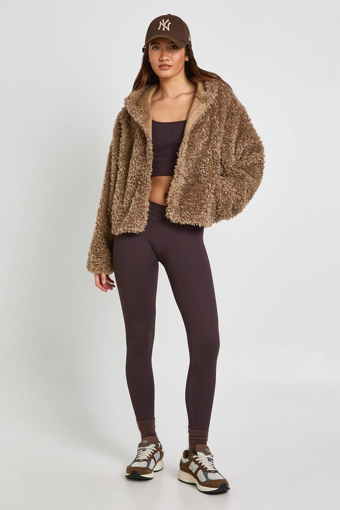 boohoo Dames Teddy Jas met Capuchon | Paddestoel | Maat: 42
