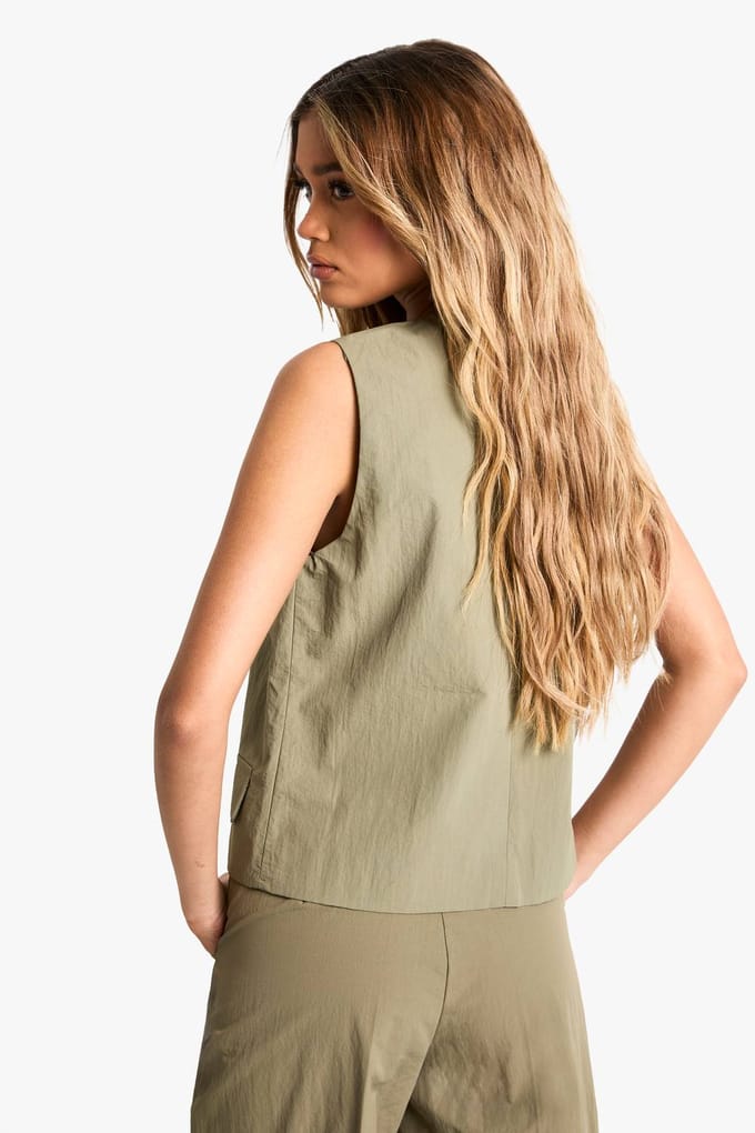 boohoo Dames Tailored Nylon Button Waistcoat | Olijf | Maat: 38