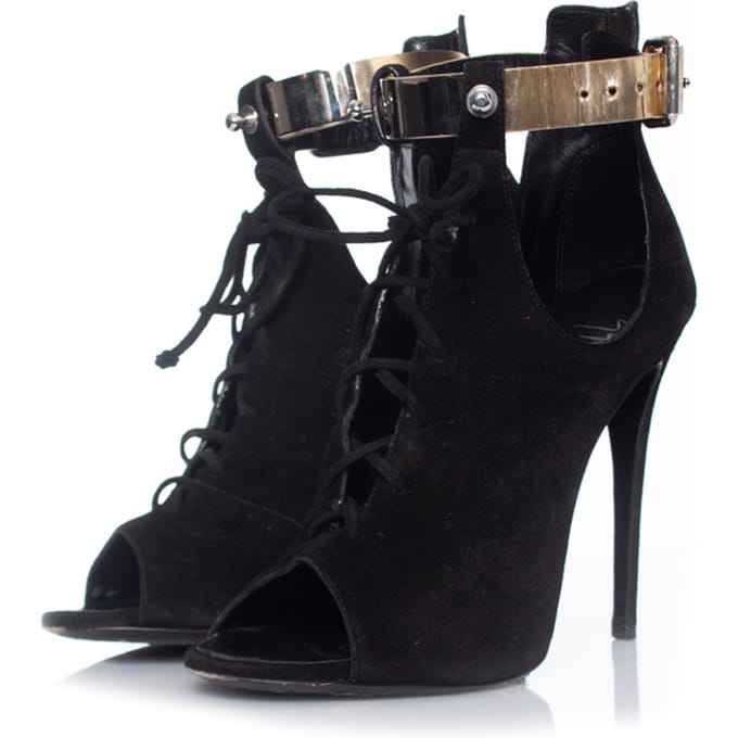 Giuseppe Zanotti x Anja Rubik Zwarte suède gladiator sandaal