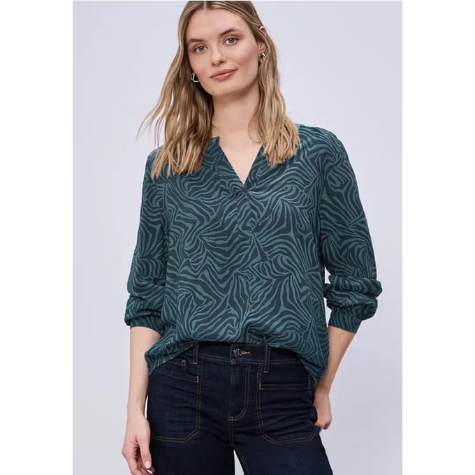 Voorgevormde blouse