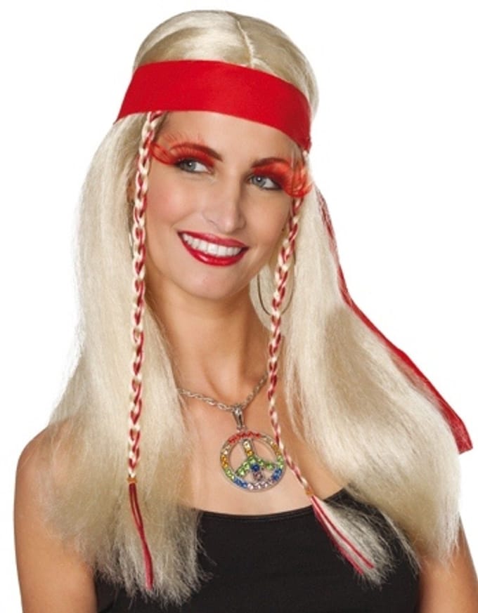 Pirate dame blond