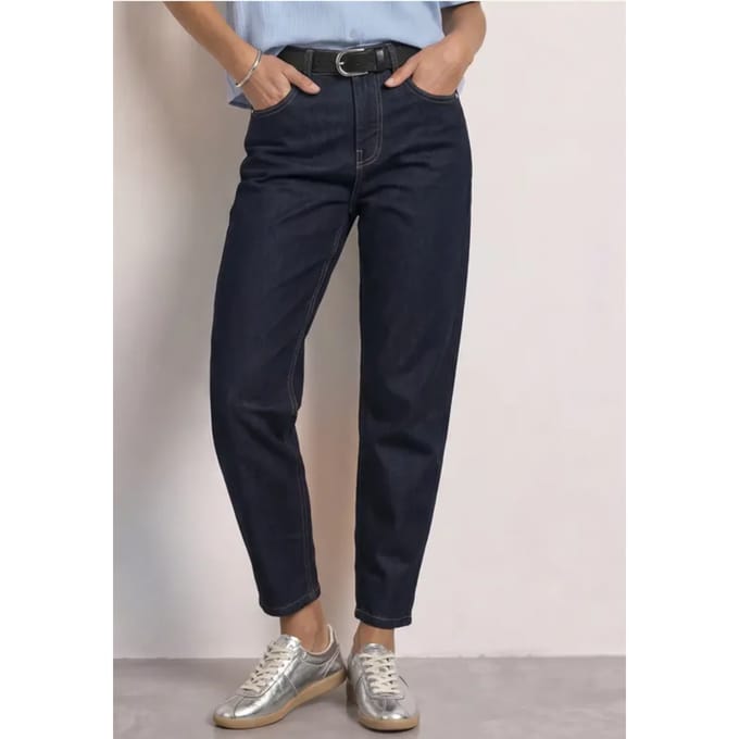High Waist Barrel Leg jeans in Loose Fit
