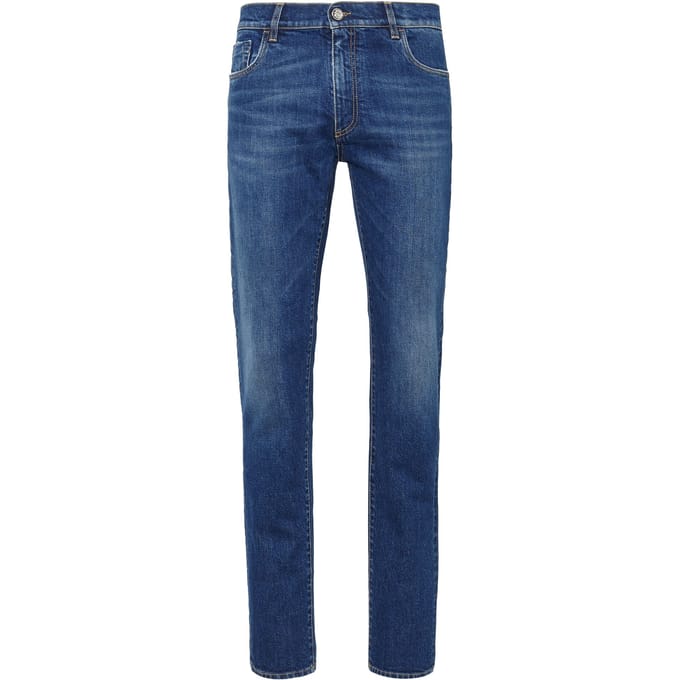 Jeans Recht Model