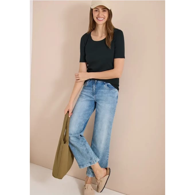 Basic Shirt met ronde hals in effen kleur