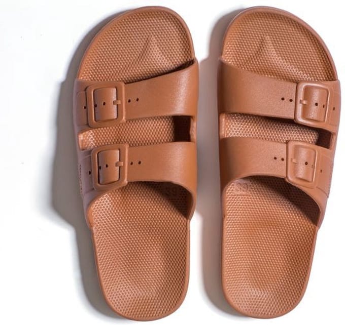 Freedom Moses Slippers "Toffee" - Bruin - 40-41