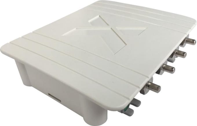 Ziggo antenne signaal versterker Technetix FRA-752X  Splitter 4 uitgangen