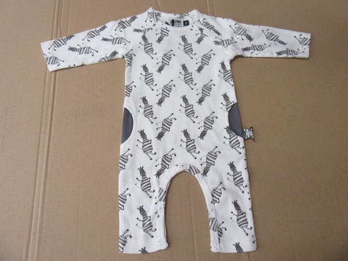 combi zebra, zero2three first months fashion  50  0-1maand