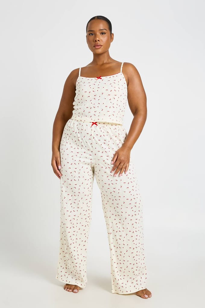 boohoo Dames Plus Kersen Pointelle Hemdje En Broek Pyjama Set | Wit | Maat: 46