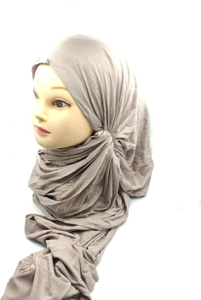 Mooie kaki hoofddoek, hijab, instant hijab.