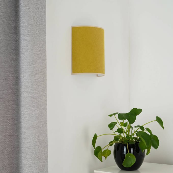Duolla Wandlamp Celine, Soro, mosterdgeel, stof, E27