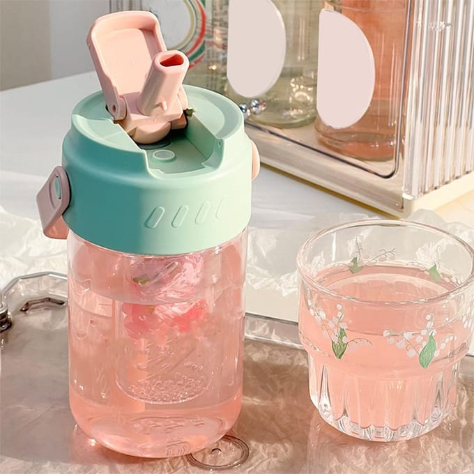 Stro Waterfles Ingebouwd Thee-ei met Handvat PC 700ml Mooie Leuke Strofles voor Meisjes