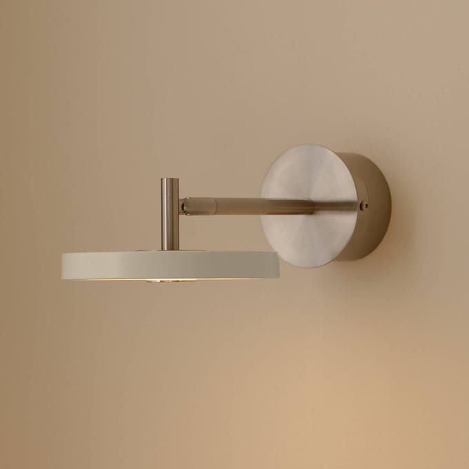 UMAGE LED wandlamp Asteria Short, grijs, staal, vaste aansluiting