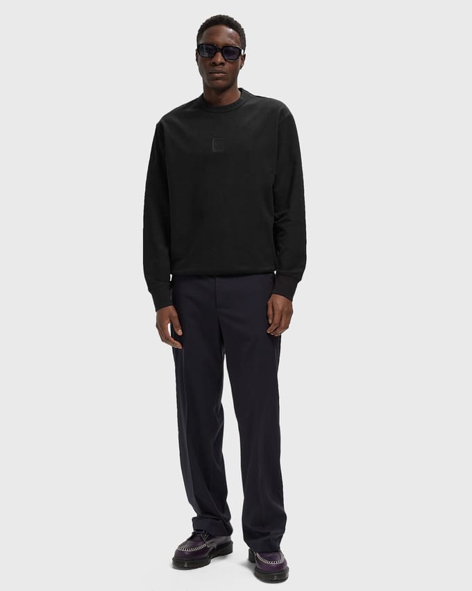 CREW NECK