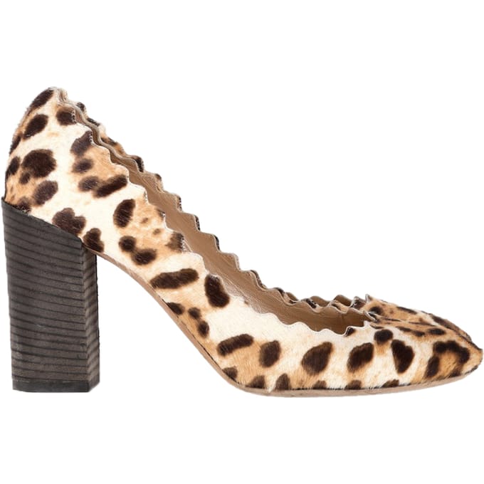 Chloé Leopard Scallop Pumps in Bruin Ponyhaar