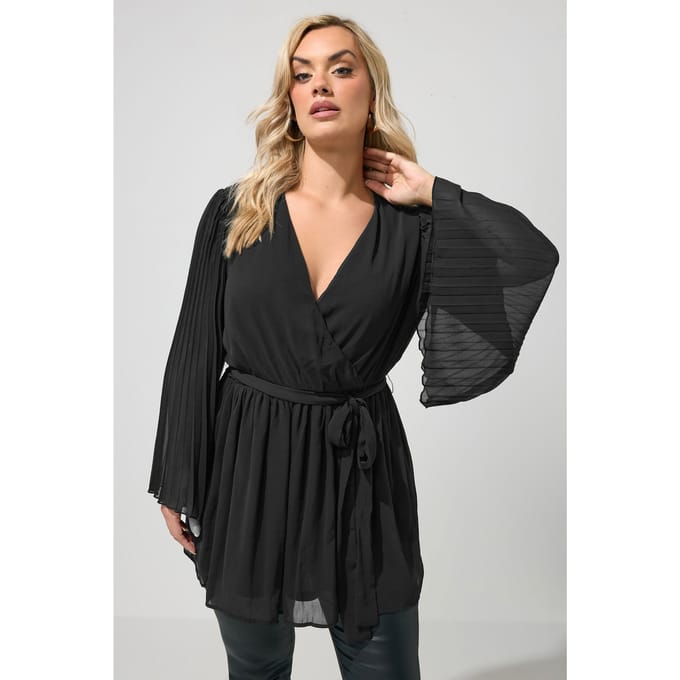 Yours London Zwarte Wikkeltop Met Geplooide Mouwen Size 50