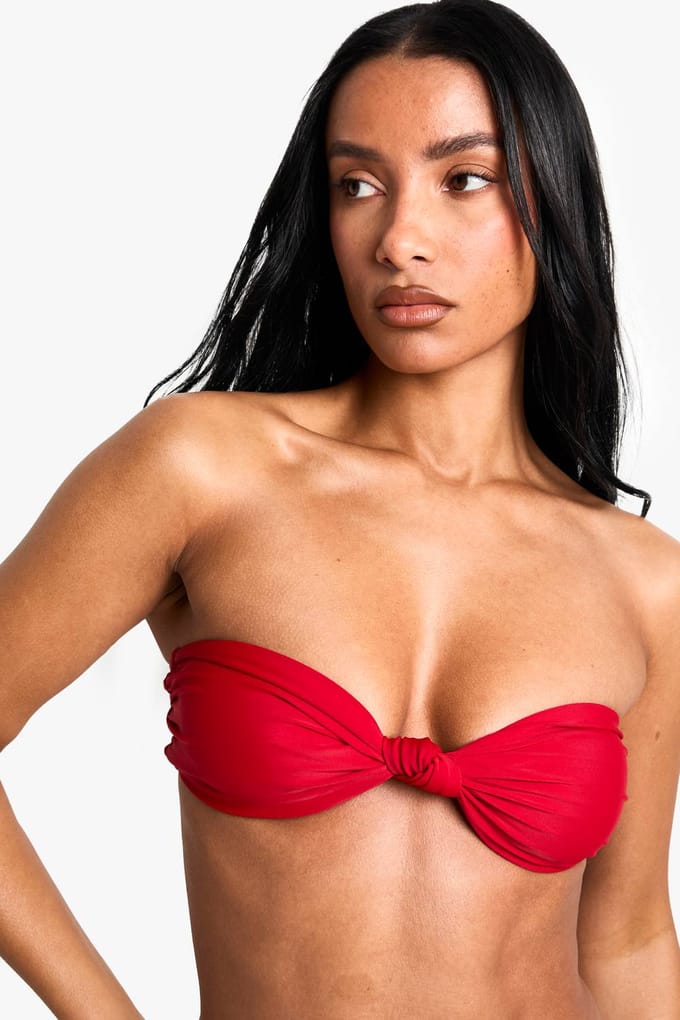 boohoo Dames Swimwear Essentials Bandeau Bikini Top | Rood | Maat: 44