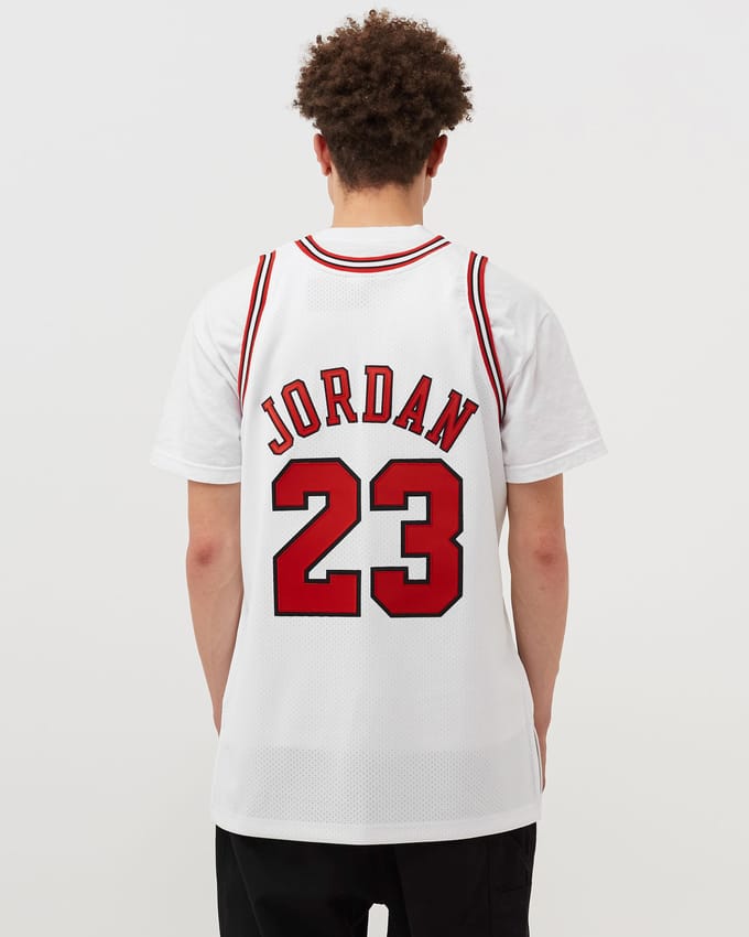 NBA Authentic Jersey Chicago Bulls Home 1997-98 Michael Jordan #23