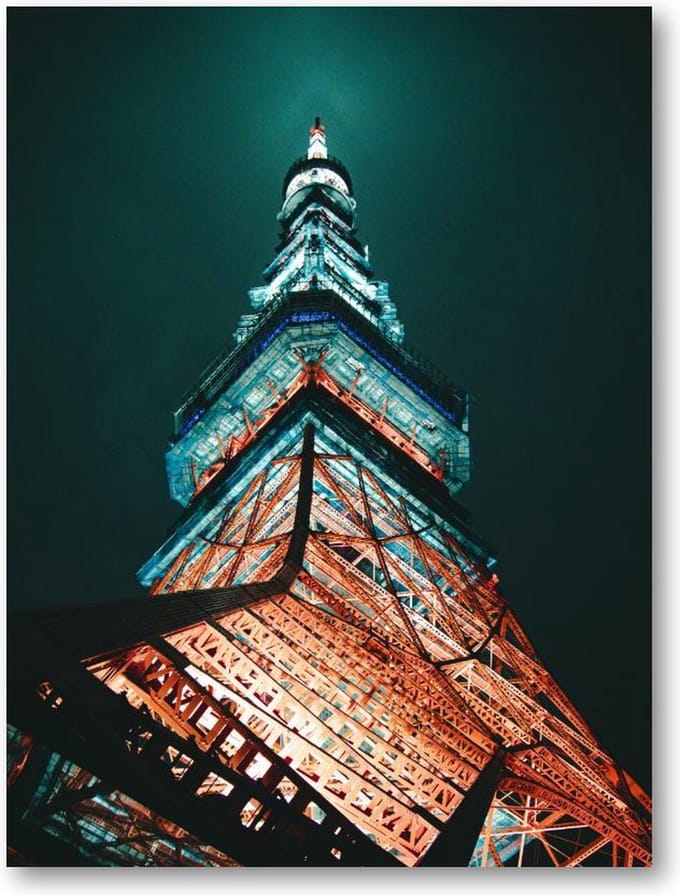 Tokiotoren (Tokyo Tower) at Night - Low Angle - 30x40 Poster Staand -