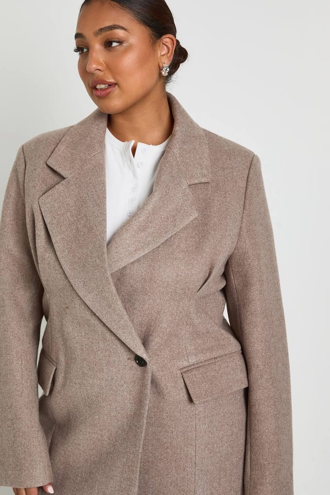 boohoo Dames Plus Wool Look Trenchcoat | Stone | Maat: 18