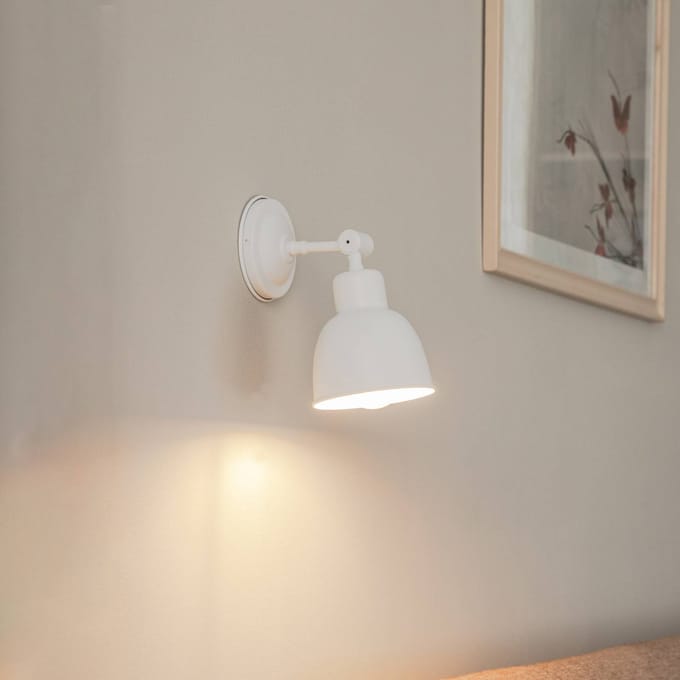Euluna - wandlamp - 1licht - Staal - H: 22 cm - E27 - wit