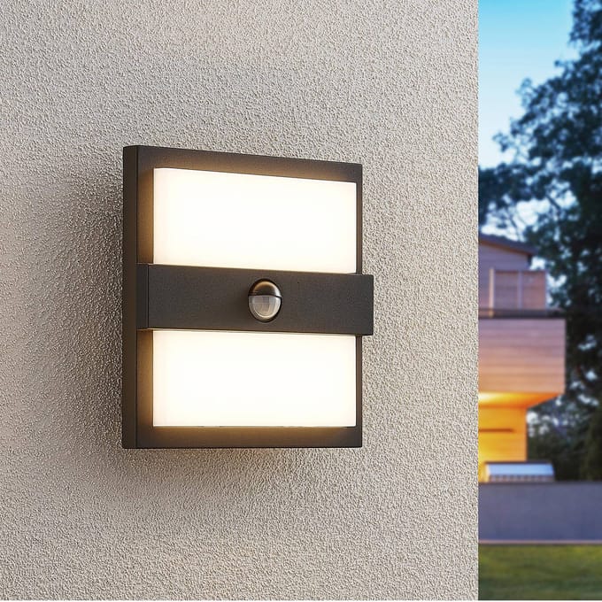 Lucande LED buiten wandlamp Gylfi, 20 cm, zwart, sensor