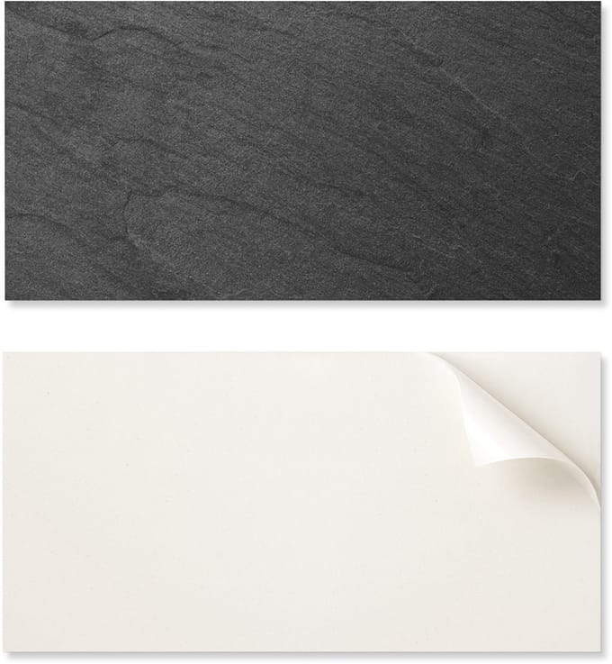 Zelfklevend vinylpaneel met print, 120x60 cm, met natuursteenstructuur.