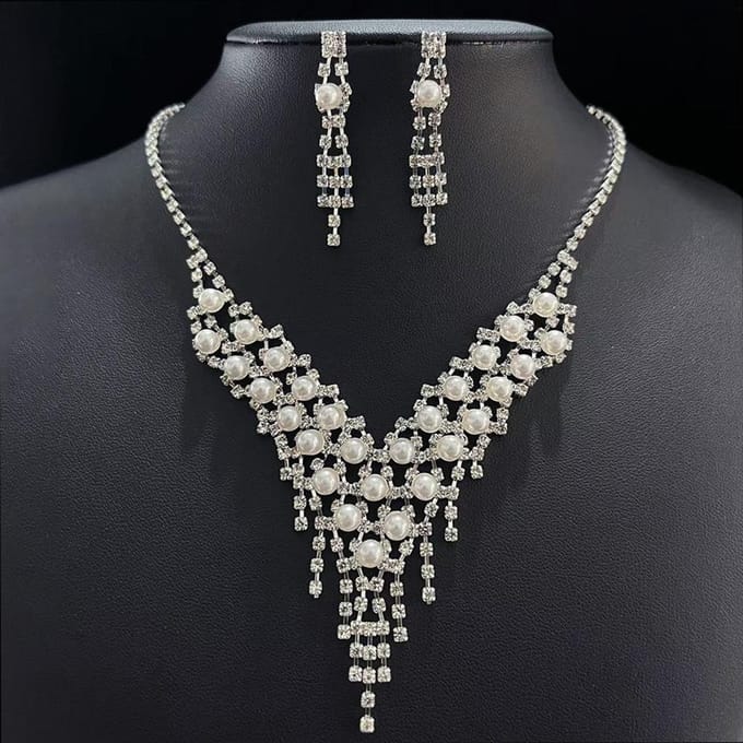 Accessoires Robe de Mariée Simple Collier Boucles d'oreilles Ensemble Deux Pièces Strass de Mariage Perles, Accessoires blanc