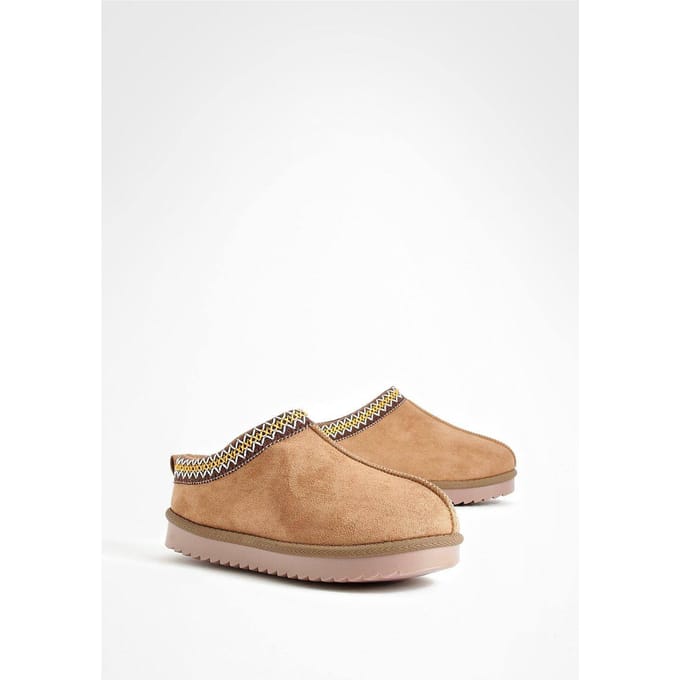 boohoo Dames Embroidered Slip On Cosy Mules | Chestnut | Maat: 3