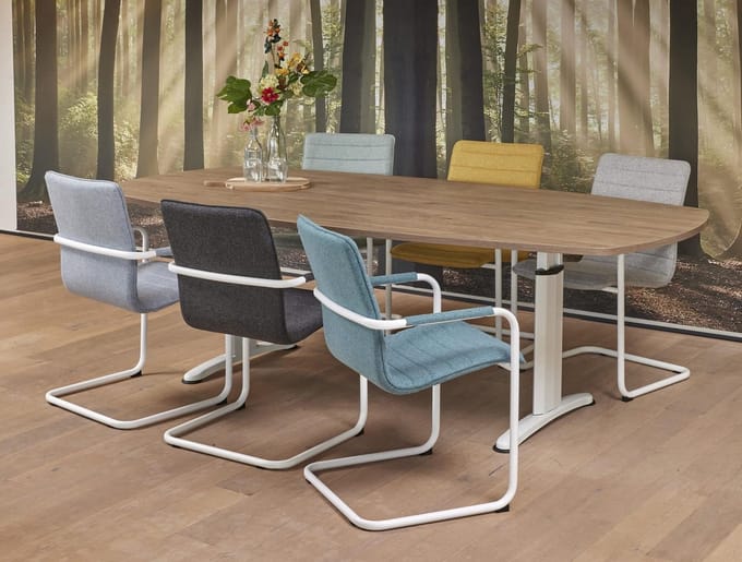 Vergadertafel Work Deens Ovaal 240x120cm frame Wit (RAL9010) blad Lichtgrijs