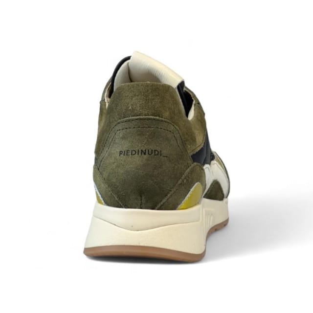 Piedi Nudi Nova 11.18
