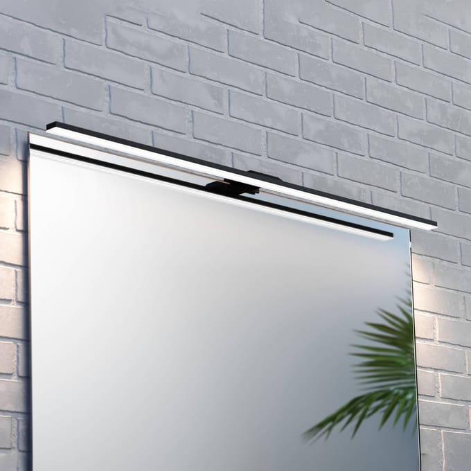 MCJ LED spiegellamp Triga IP44 zwart 80cm, 3.000K