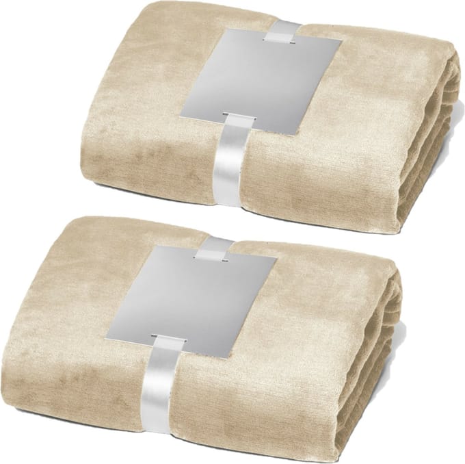 Fleece dekens/plaids - 2 stuks - beige - 240 grams polyester - 120 x 150 cm