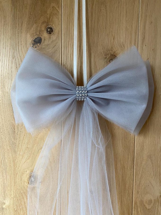 Grijze Strikken met Diamanten Lint 2 stuks/ Bruiloft Decoratie/ Bruiloft Versiering/ Tule Strik 2 stuks