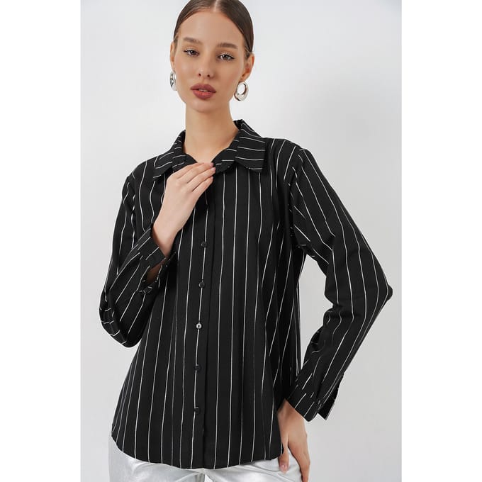 Oversized gestreepte blouse met knopen
