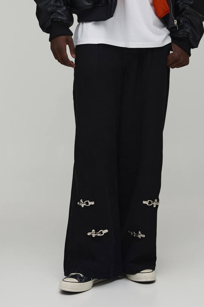 Clasp Detail Super Baggy Jeans | Washed Black | Size 52R