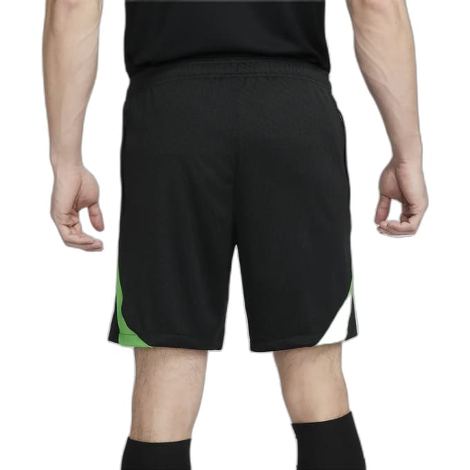 Korte Liverpool FC Strike 2023/24