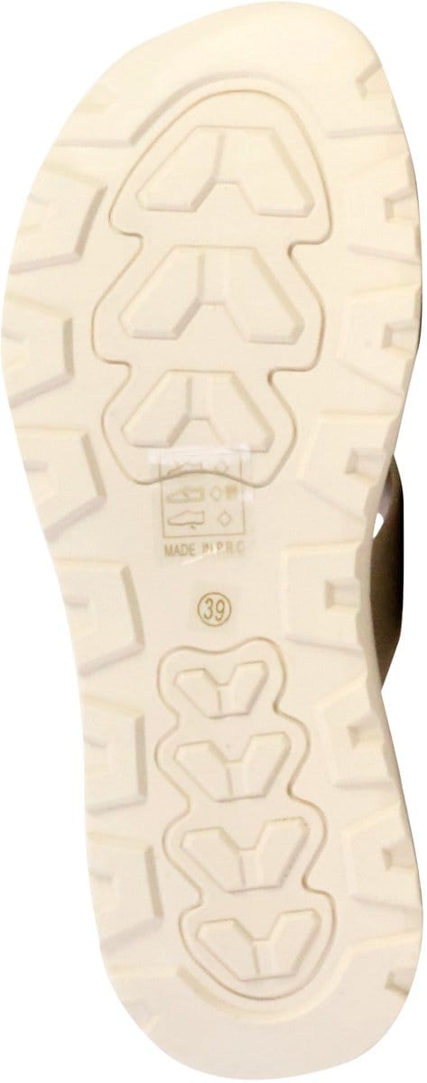 Sandalen om aan te trekken
