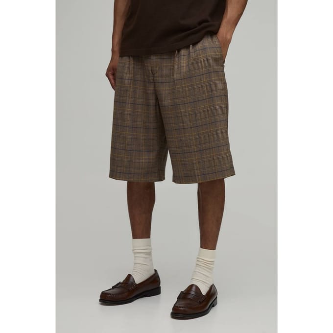 Tailored Check Wide Leg Pleat Front Suit Shorts | Chocolate | Size 56