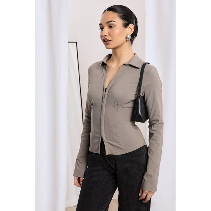 boohoo Dames Bengaline top met kraag en haak-en-oogsluiting | Mocha | Maat: 16