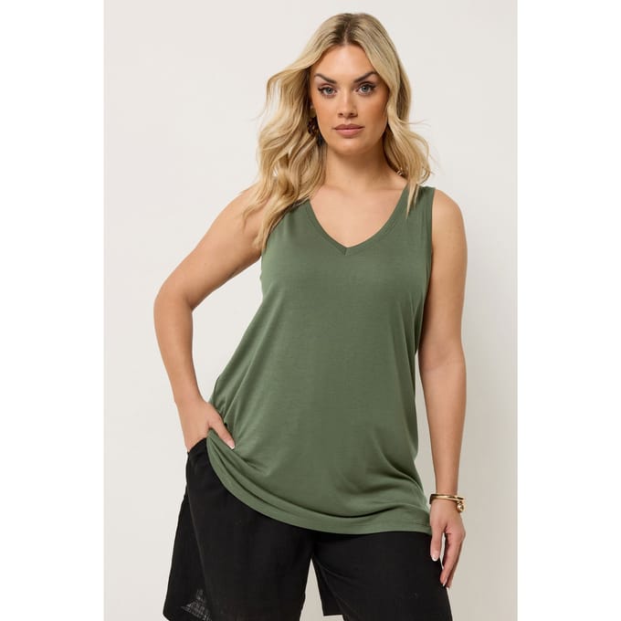 Yours Kakigroene Basic Mouwloze Top Met Vhals Size 44