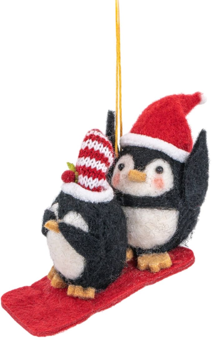 Pinguïns op slee vilten kersthanger - Sass & Belle