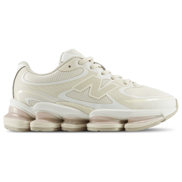 New Balance 2000 Sneakers Dames - Beige - Maat 43 - Mesh/Synthetisch