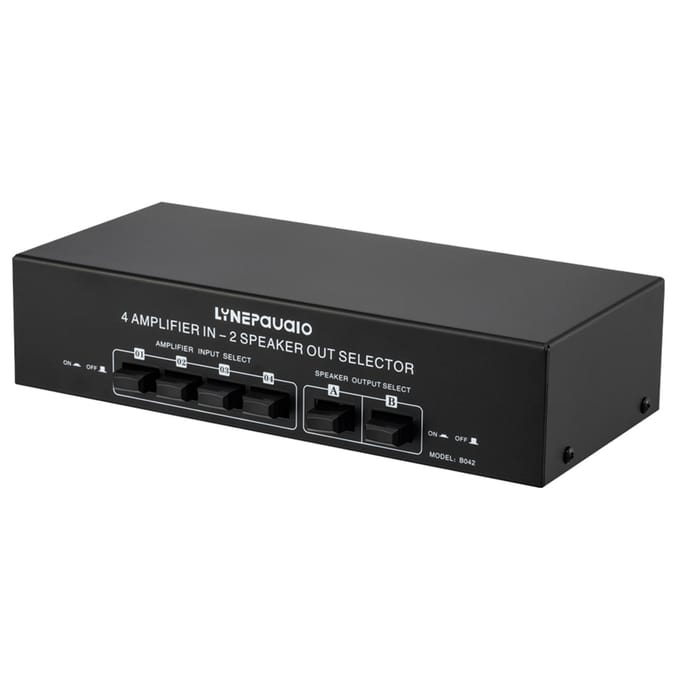 4 In 2 Uit Audio Schakelaar Audio Signaal Selector Distributeur Splitter Box met Banaanstekkers zwart